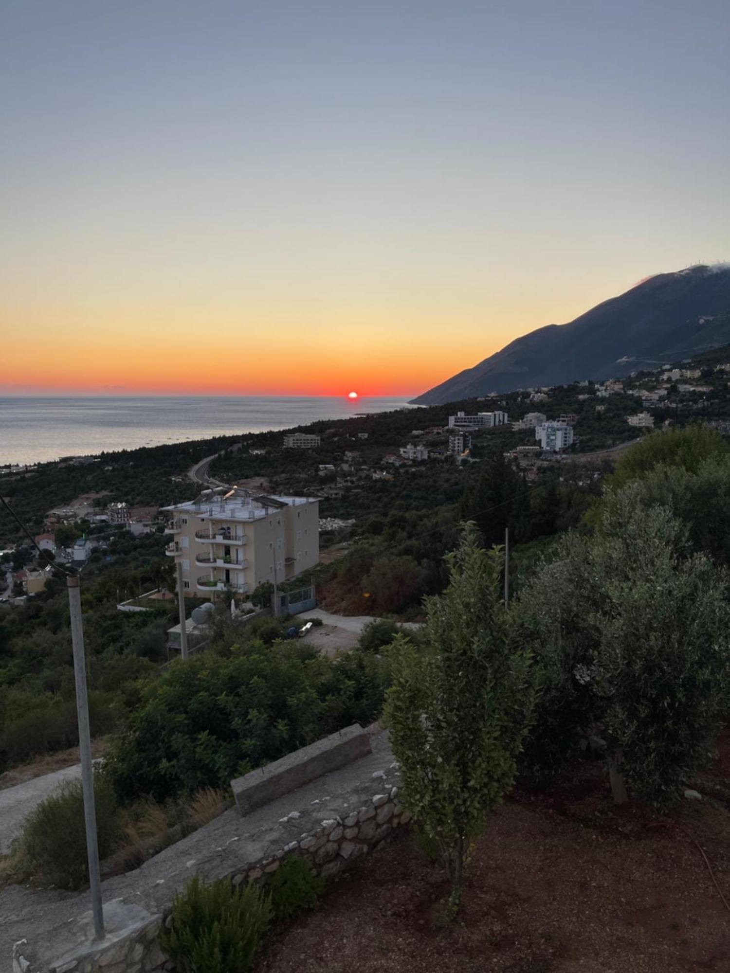 Endless Blue Apartments Dhermi Exterior photo