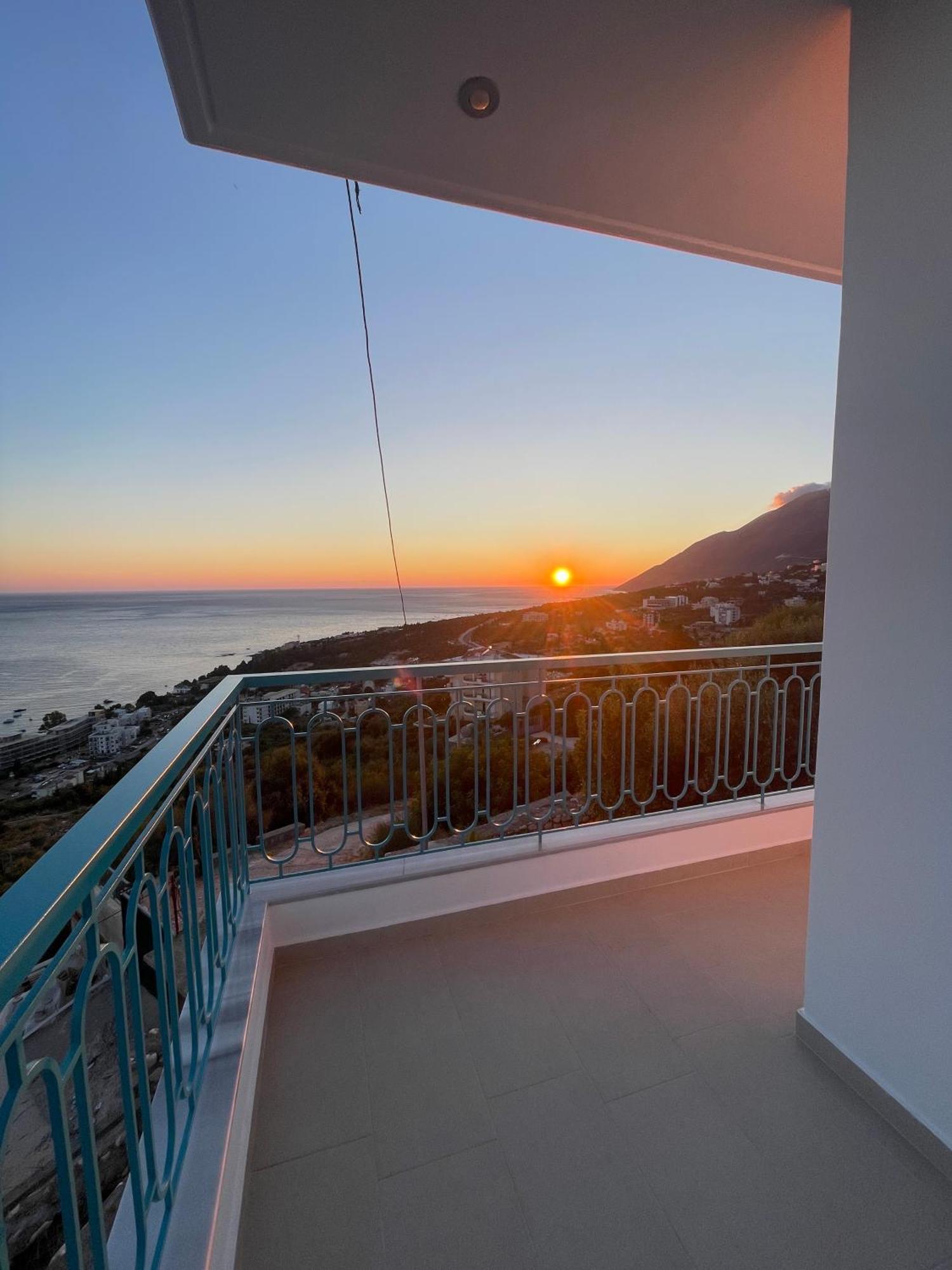 Endless Blue Apartments Dhermi Exterior photo