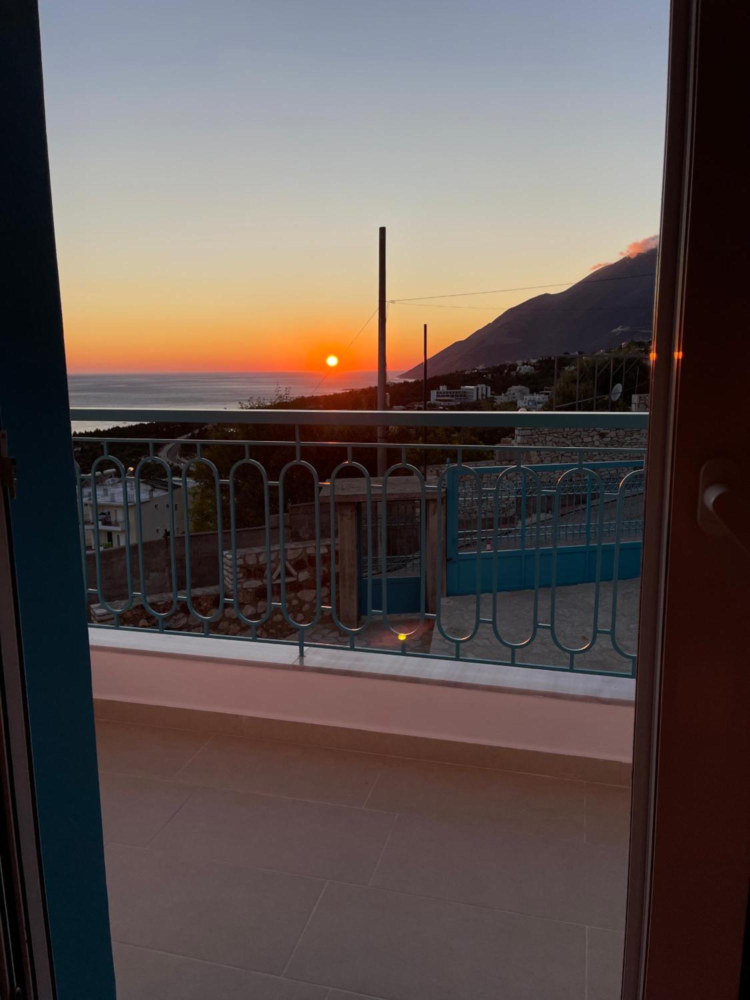 Endless Blue Apartments Dhermi Exterior photo