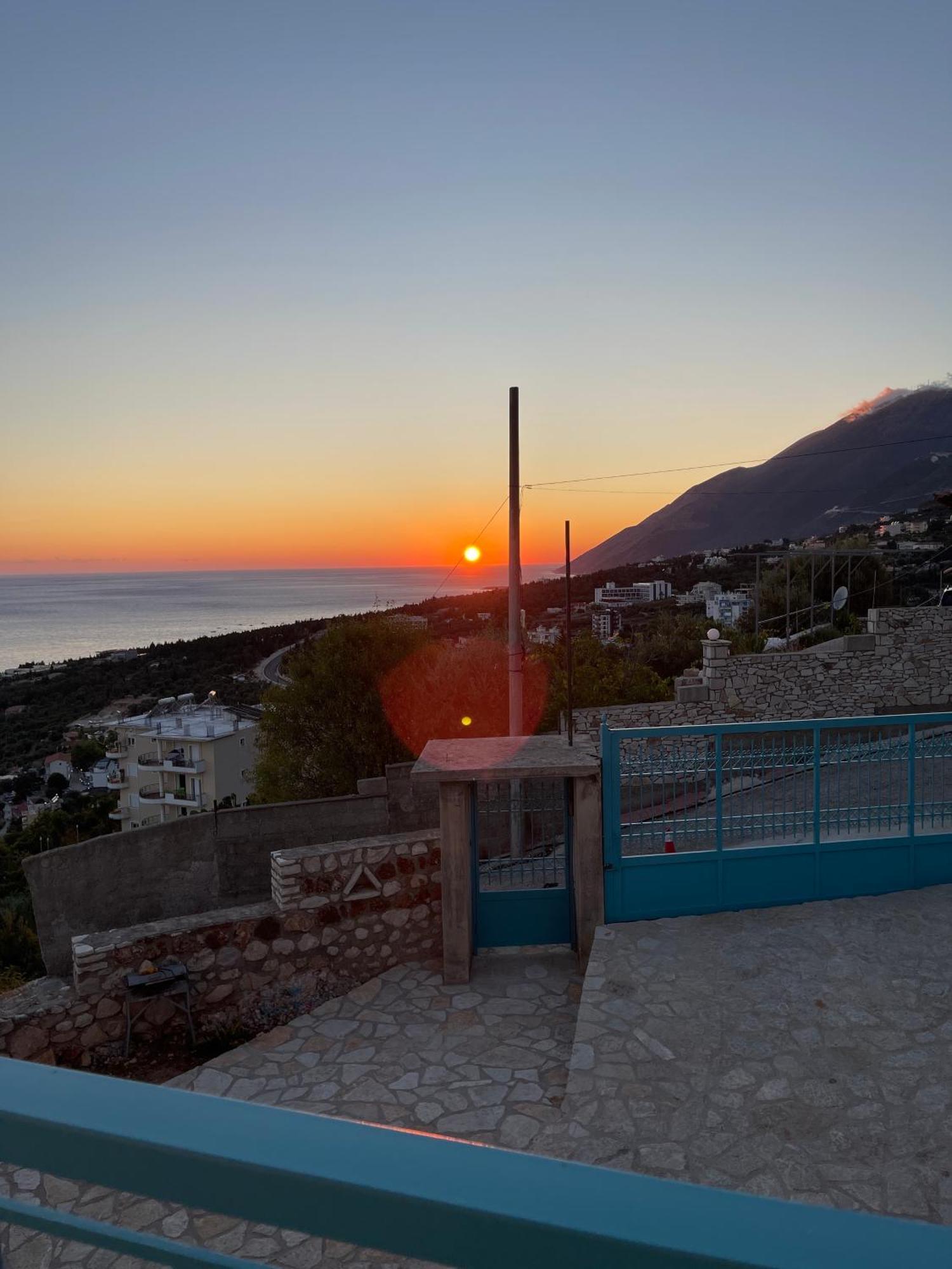 Endless Blue Apartments Dhermi Exterior photo