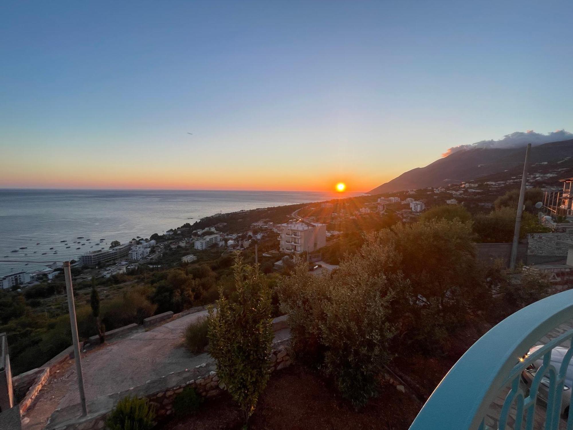 Endless Blue Apartments Dhermi Exterior photo