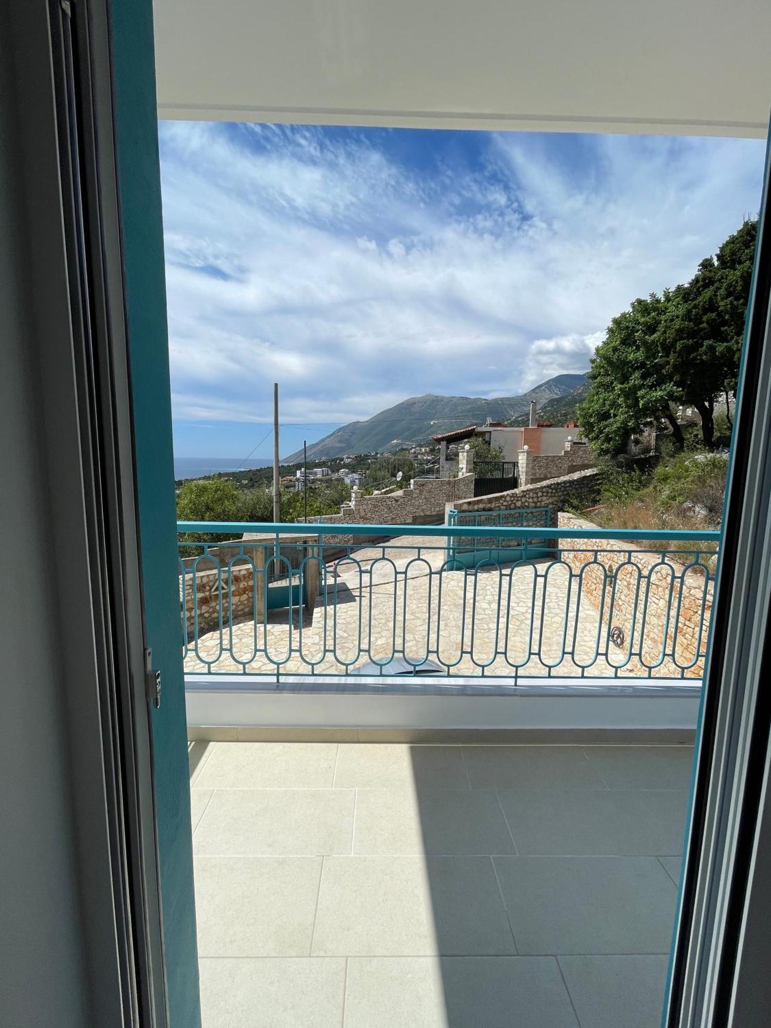 Endless Blue Apartments Dhermi Exterior photo