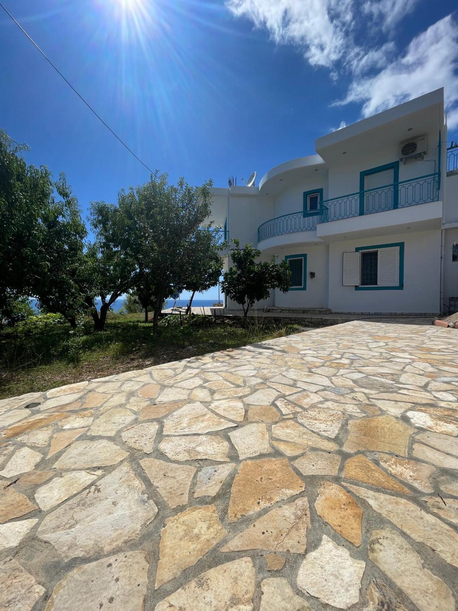 Endless Blue Apartments Dhermi Exterior photo