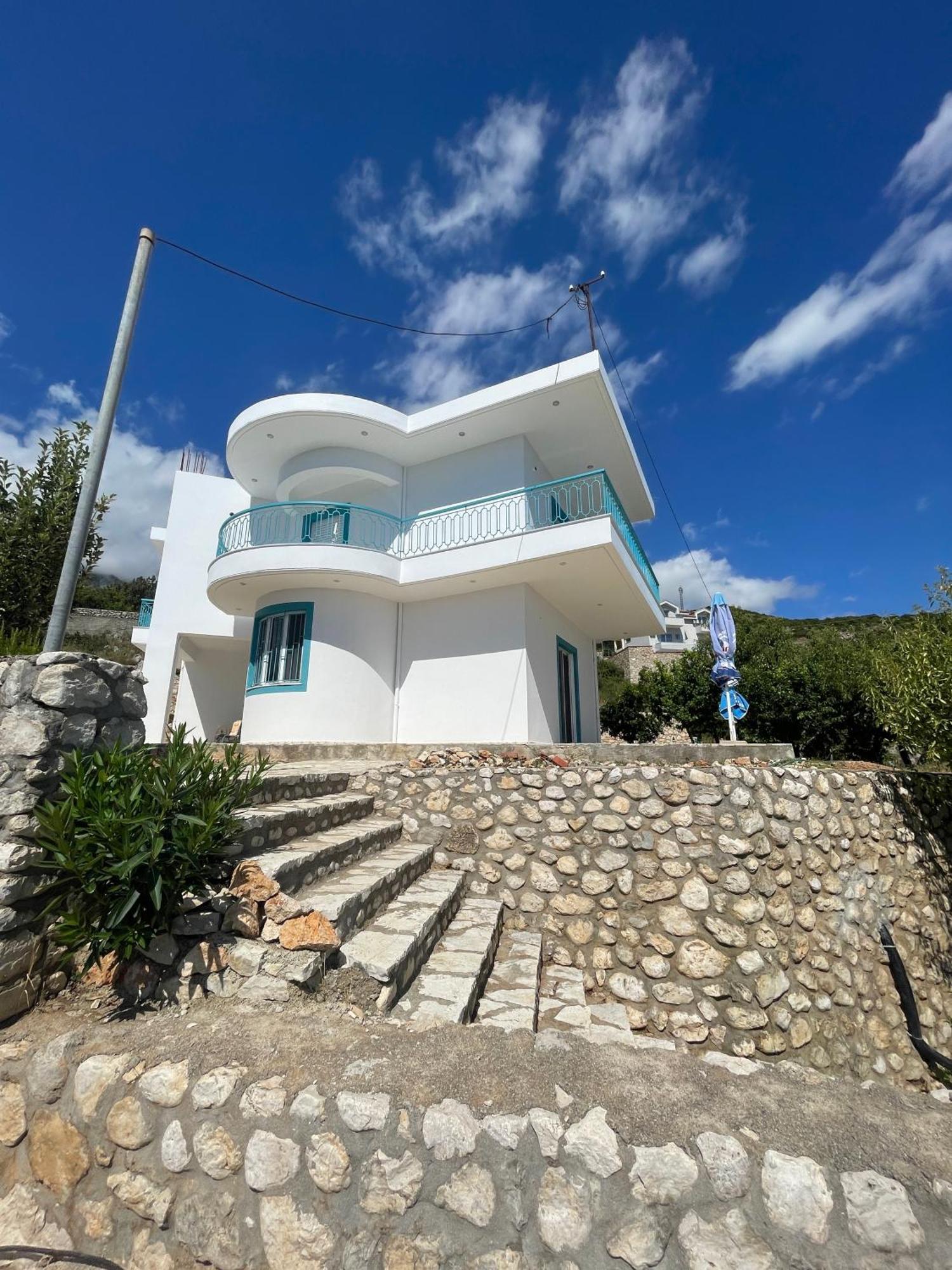 Endless Blue Apartments Dhermi Exterior photo