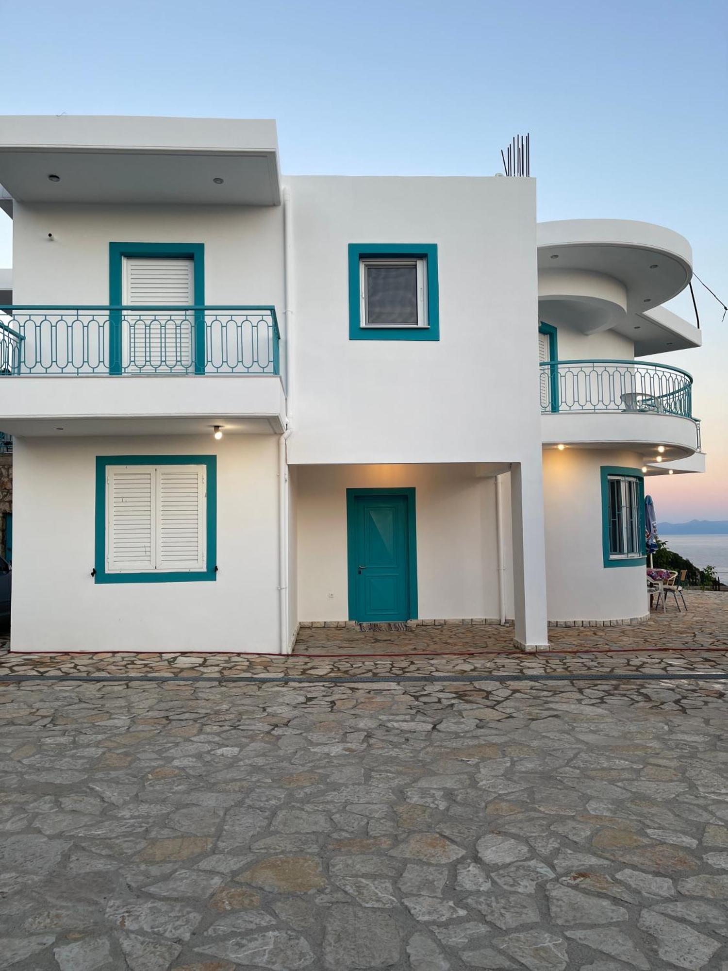 Endless Blue Apartments Dhermi Exterior photo
