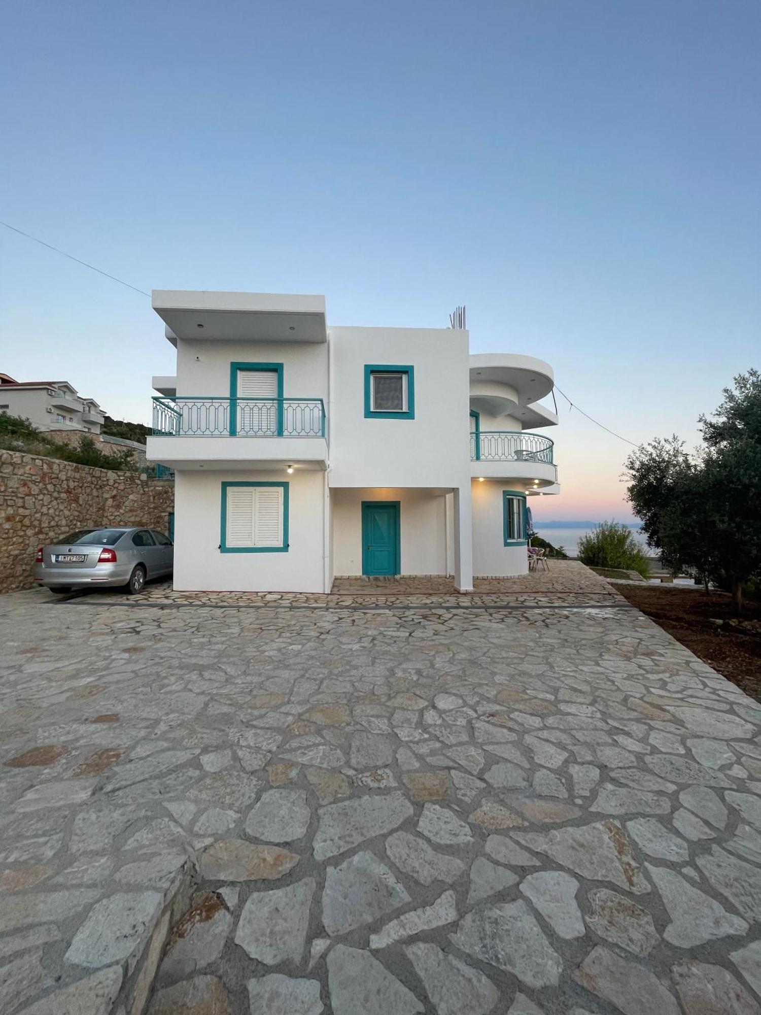 Endless Blue Apartments Dhermi Exterior photo